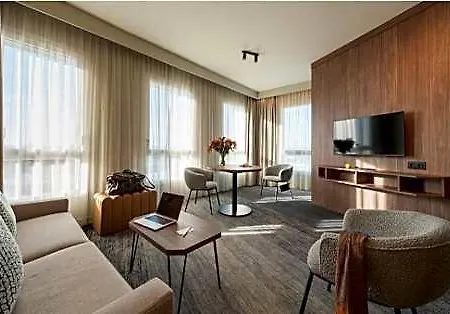 Mercure St Germain En Laye Hotel